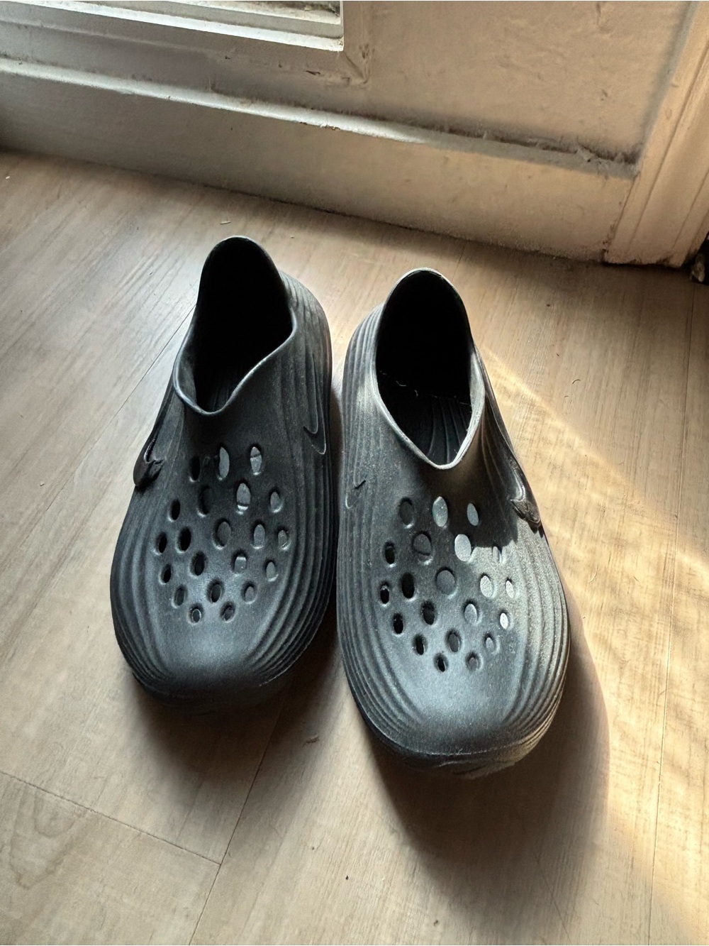 Men's Black Slip-On Ventilated Clog